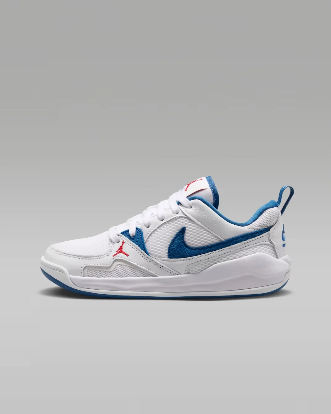 Кроссовки подростковые Nike Jordan CMFT Era, белый/синий
