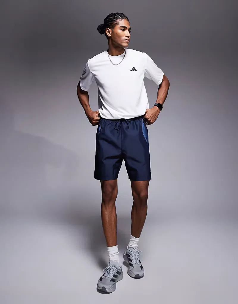темно-синие шорты Adidas Sportswear