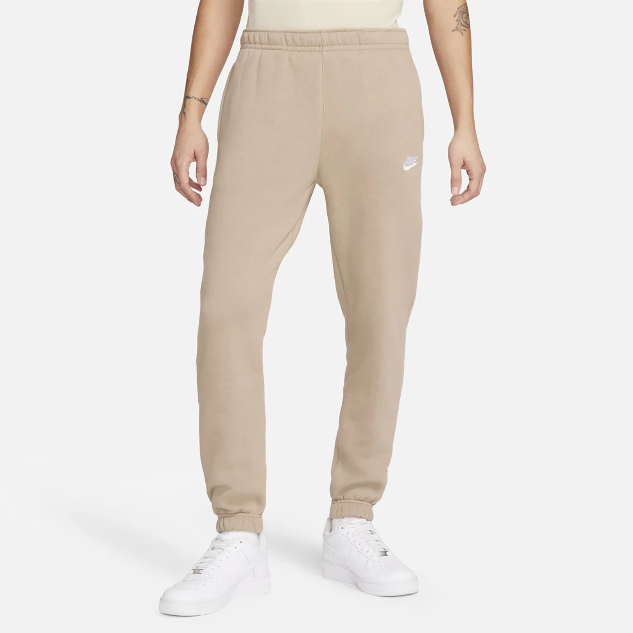 Мужские брюки Club Cuffed Nike, цвет Khaki/Khaki/White