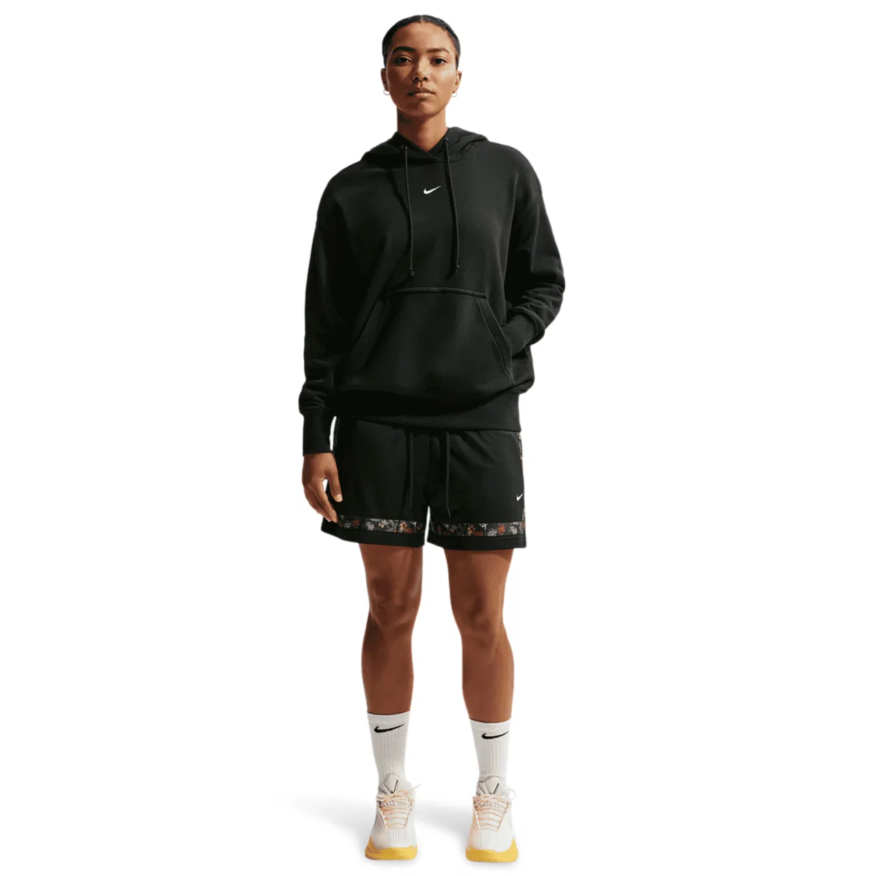 Женское худи Phoenix Fleece OS Pullover Nike, белый/черный — фото 4