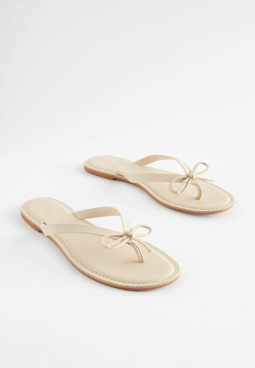 Шлепанцы FOREVER COMFORT BOW DETAIL REGULAR WIDE FIT Next, белый — фото 4