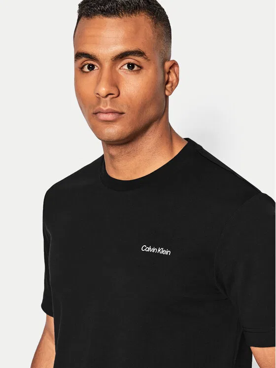 Футболка regular fit Micro Logo Interlock Calvin Klein, черный — фото 4