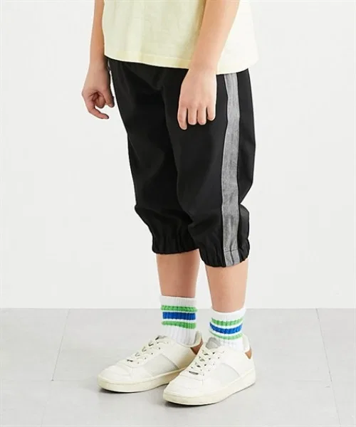 Детские спортивные брюки 7/8 с боковыми вставками QUNTSTYLE, Black