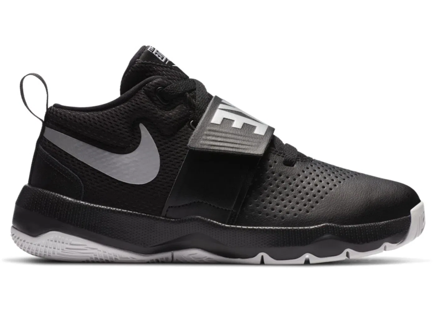 Детские спортивные кроссовки с шнуровкой Nike Team Hustle D 8 Nike, Black/White/Metallic Silver
