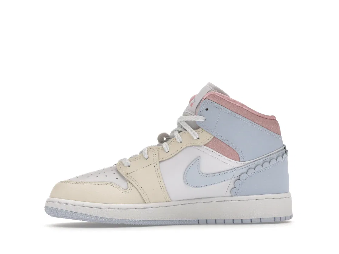 Детские кроссовки повседневные Jordan 1 Mid SE Jordan, Half Blue/Pale Ivory/White/Half Blue — фото 3