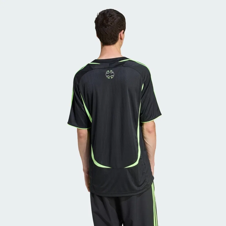 Футболка с длинным рукавом Teamgeist Adicolor adidas, Черный — фото 2