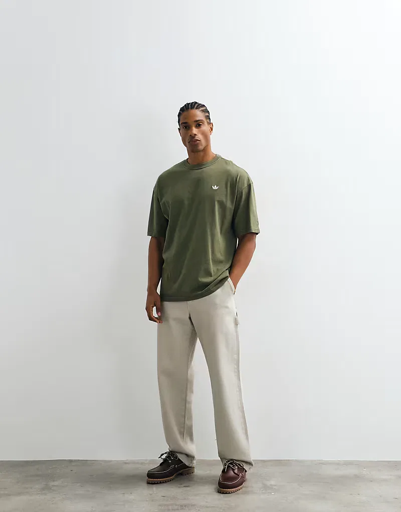 Футболка Adidas Originals Essential свободного кроя, оливковый — фото 3