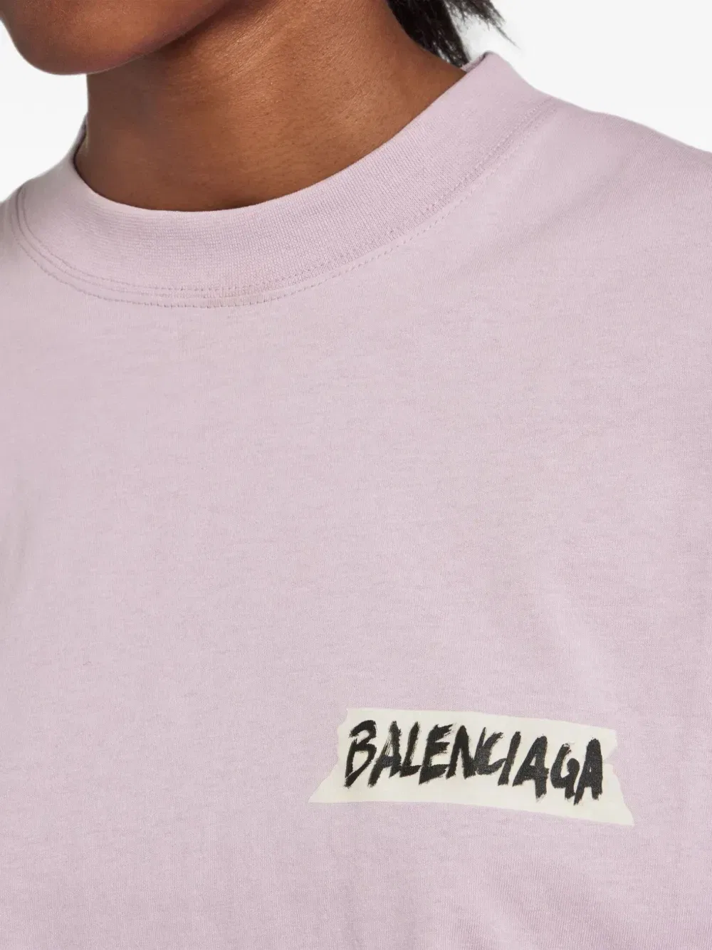 Футболка средней посадки с маскирующей лентой Balenciaga в пыльно-розовом цвете., розовый — фото 4