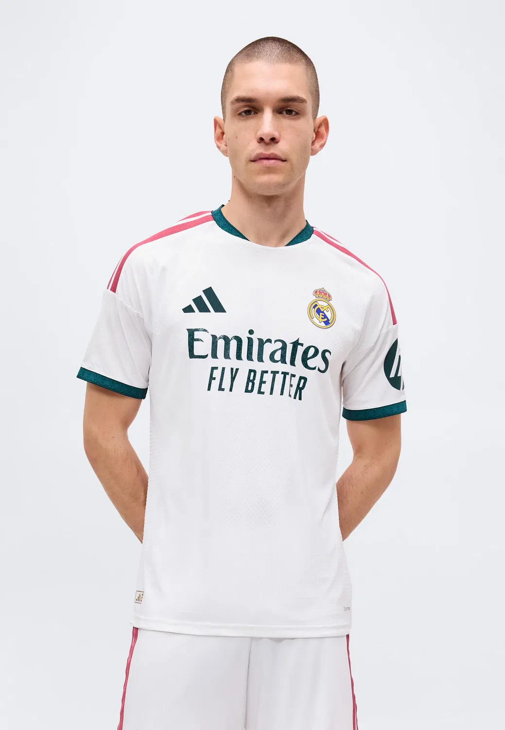 Домашняя форма мадридского «Реала» - клубная одежда Adidas Performance, White