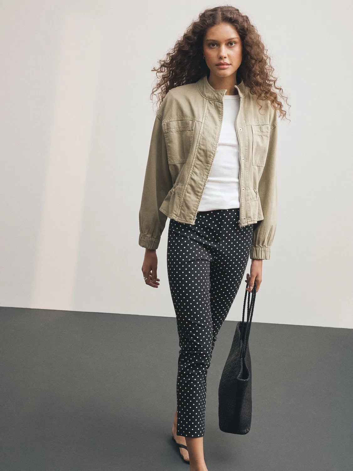 Леггинсы капри Stretch Capri Leggings Next, черно-белый горошек
