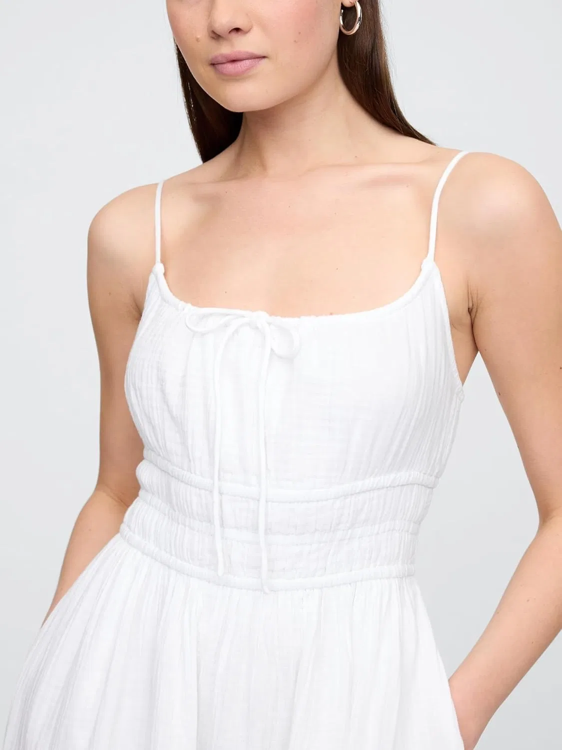 Женское макси-платье с завязками спереди GAP, Optic White — фото 3