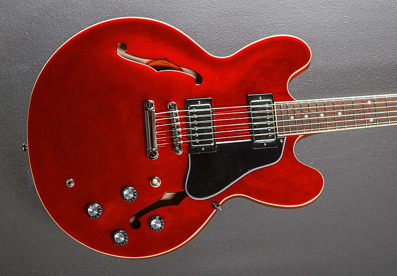 

Электрогитара Epiphone ES-335 - Cherry