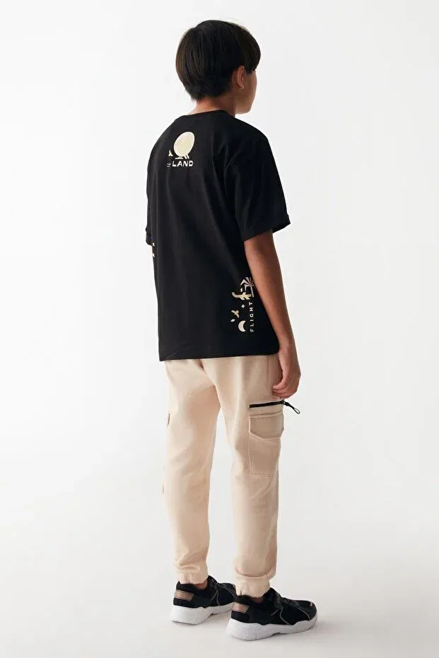 Детская футболка с принтом Land T-Shirt Generic Brands, Черный — фото 4