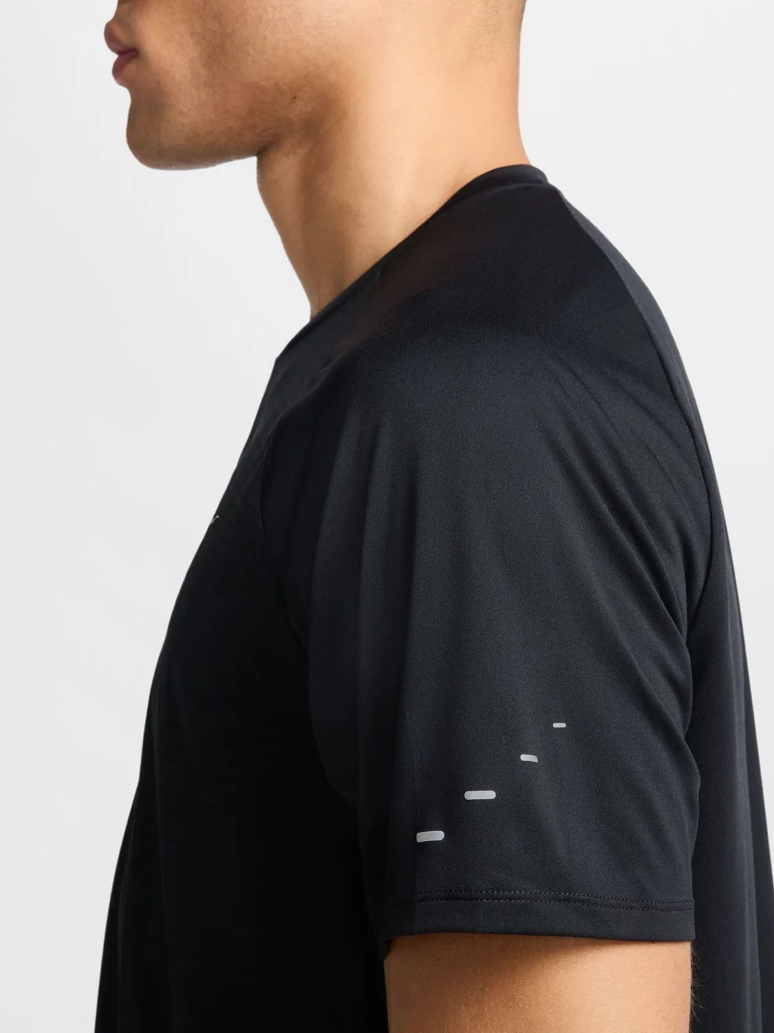 Футболка беговая Dri-FIT Stride Nike, черный — фото 4