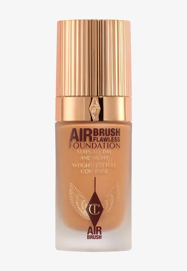 Безупречная тональная основа, созданная с помощью аэрографа 30 мл Charlotte Tilbury, цвет 10 cool