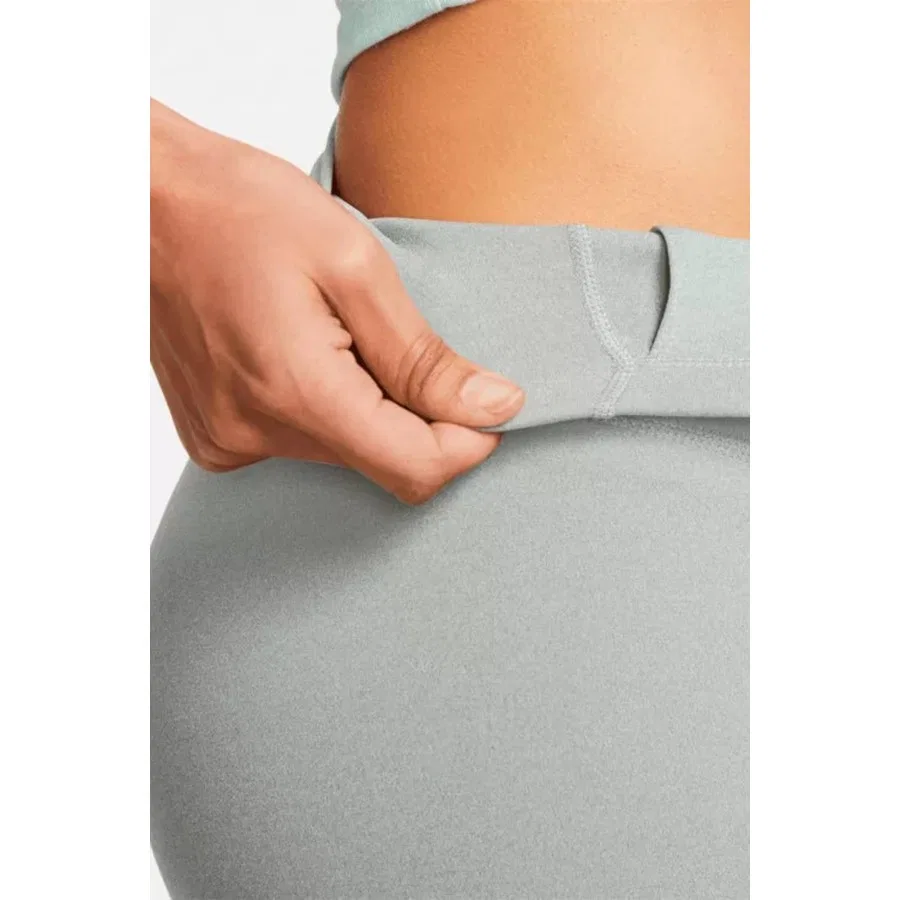 Спортивные леггинсы с внутренним карманом Nike Sportswear Tight Fit High Rise 7/8, Сиреневый — фото 3