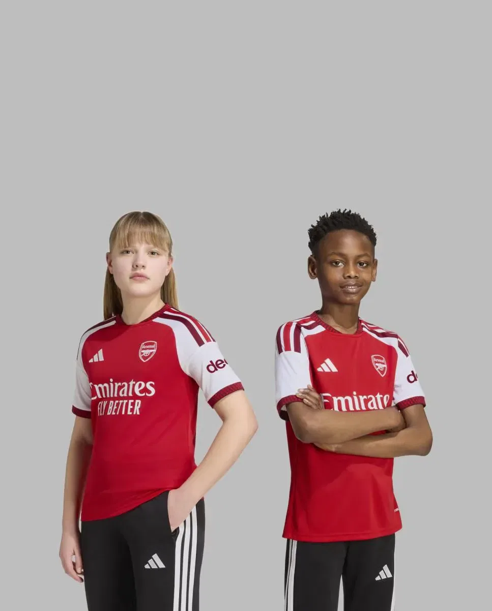 Детская футболка для мальчиков с принтом Arsenal FC 2026-2027 adidas, Rojo / Blanco