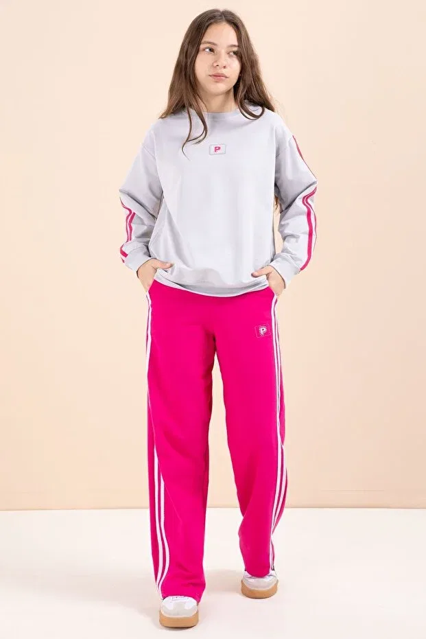 Детский спортивный комплект для девочек с принтом Fuchsia Striped Detail Wide Leg Embroidered Girls Oversized Tracksuit Set Cansın Mini, Fuchsia — фото 3