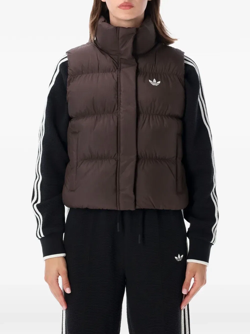 Стеганый пуховый жилет adidas, коричневый