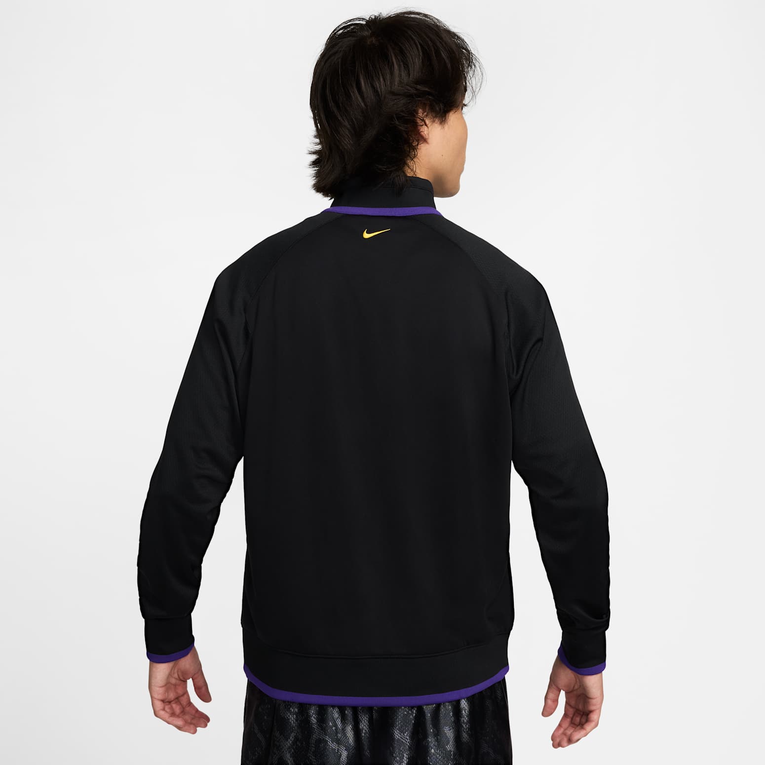 Баскетбольная куртка Nike Kobe Dri-FIT, цвет «Черный, фиолетовый» — фото 2