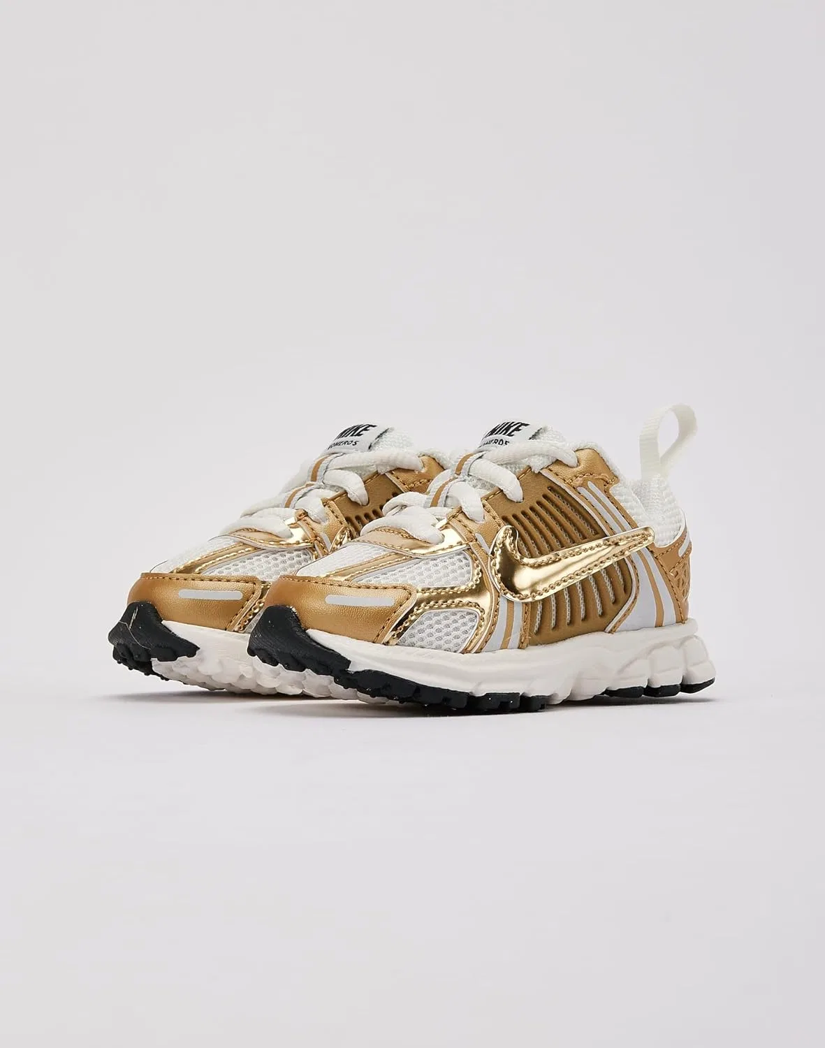 Детские кроссовки для мальчиков Vomero 5 Nike, Gold — фото 2