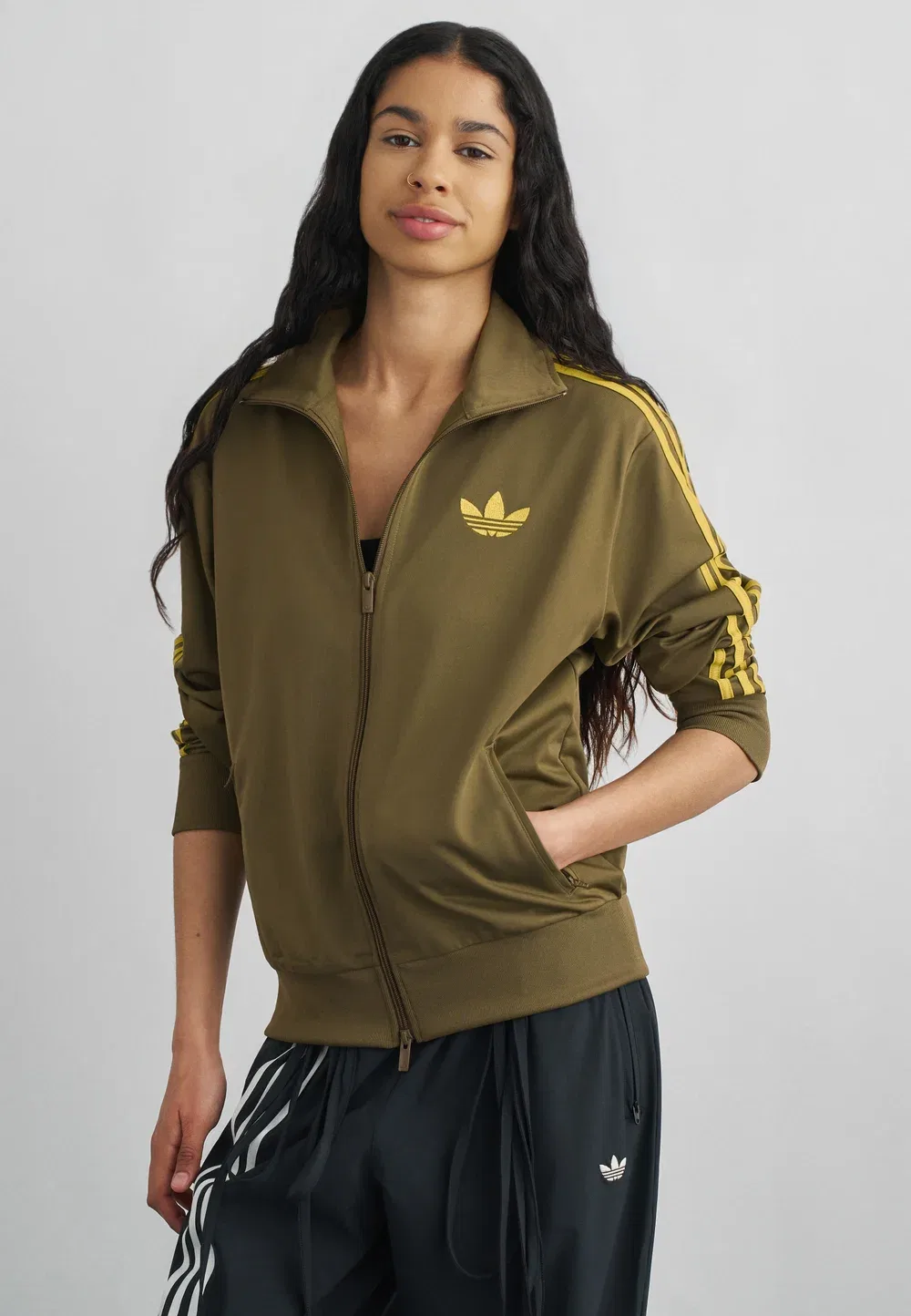 Свободная летняя куртка Firebird Adidas Originals, Olive Strata/Preloved Lime