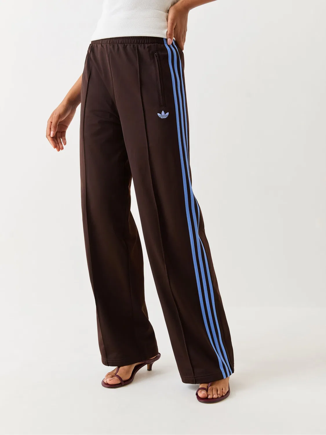 Коричневые свободные брюки adidas Originals Firebird