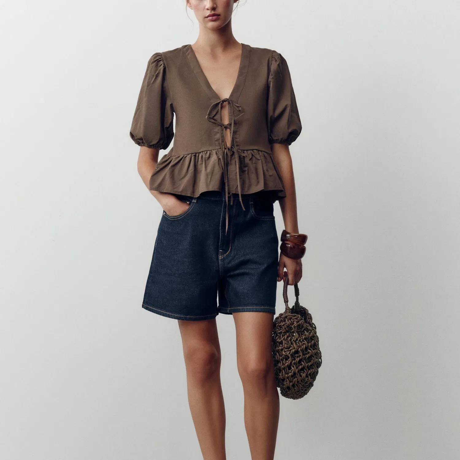 Женская рубашка V-образным вырезом Chocolate ZARA, Chocolate — фото 4