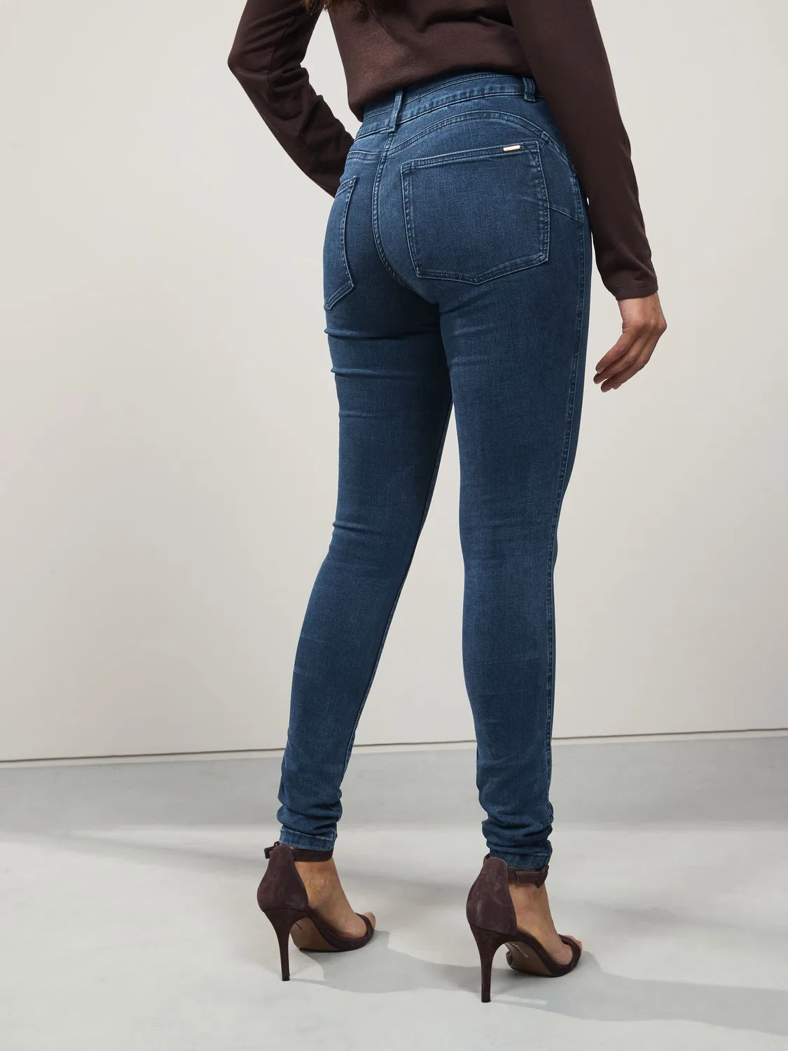 Джинсы скинни Lift Slim and Shape Next, Indigo Blue — фото 3
