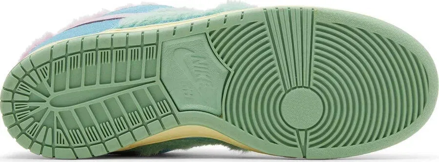 Детские кроссовки для скейтбординга с низким верхом SB Dunk Low Verdy Visty Nike, Schwarz — фото 4