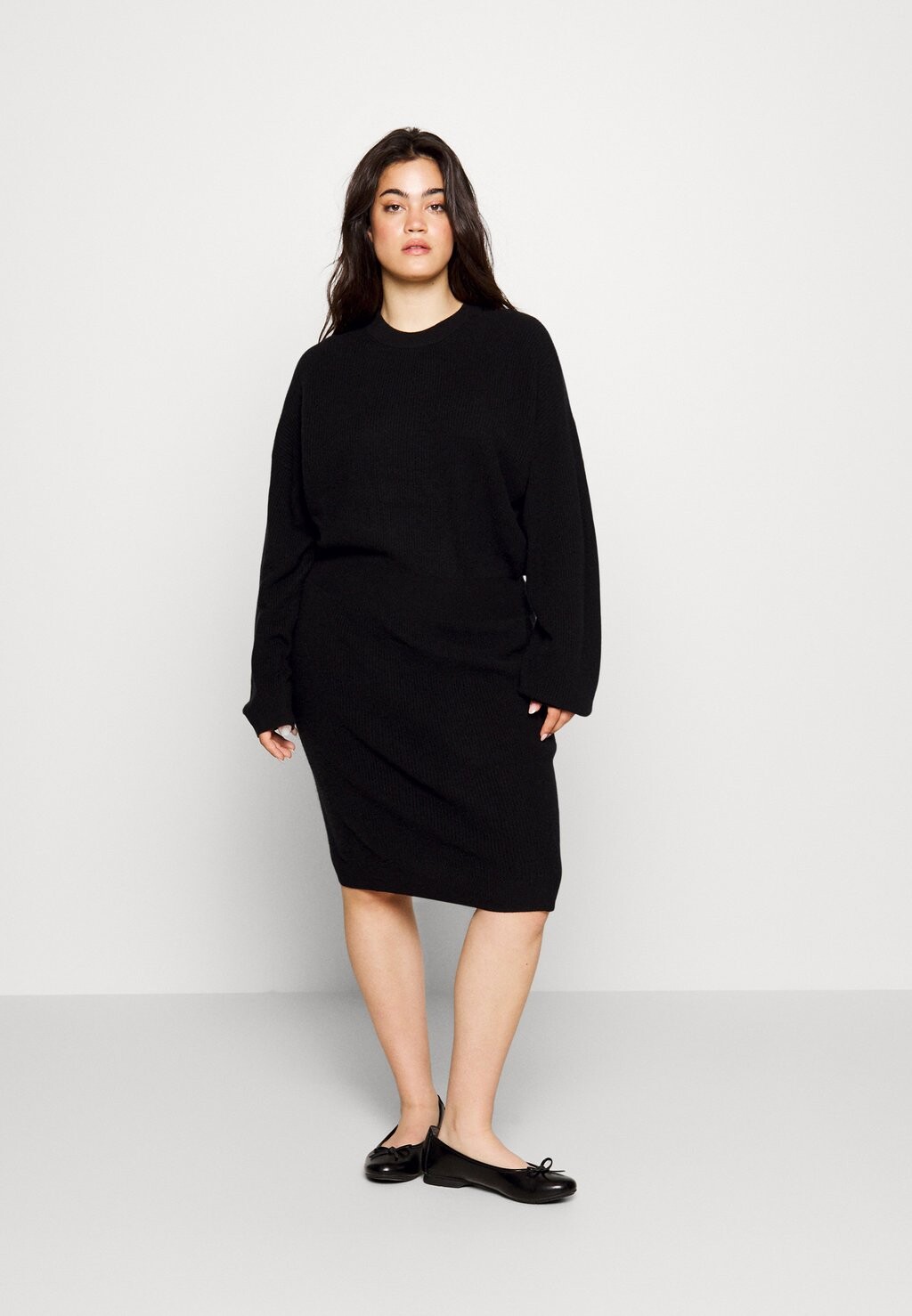 

Платье Point Tommy Hilfiger Curve ПЛАТЬЕ С ПОЯСОМ, черный