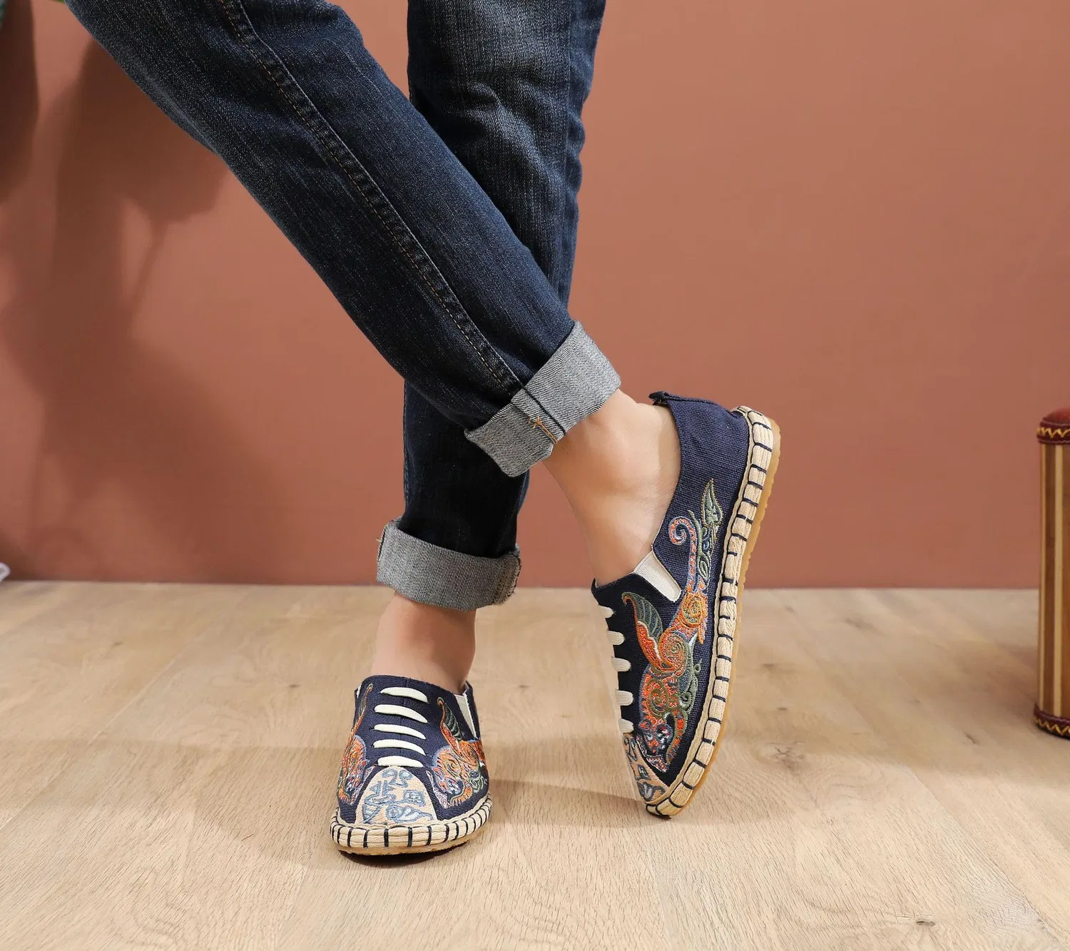 Детские туфли с вышивкой тайцзи GHAKKE, Navy Blue — фото 2