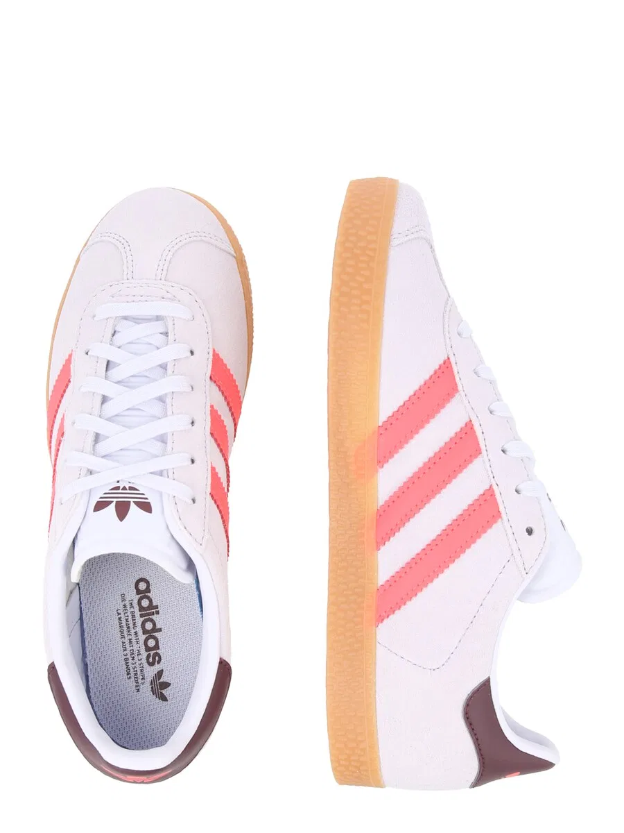 Кроссовки ADIDAS ORIGINALS 'GAZELLE' из белого джинсового материала — фото 2