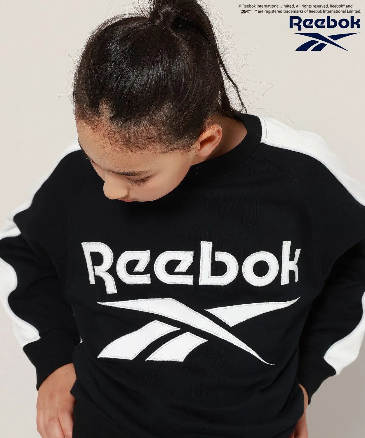 Детский свитшот с длинным рукавоми принтом Reebok, Черный