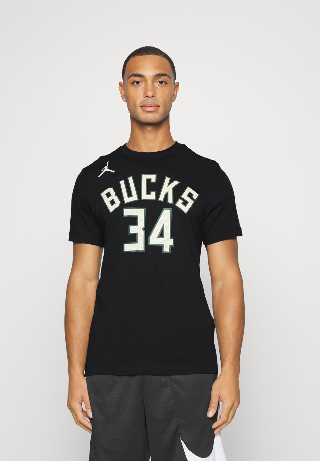 

Рубашка с принтом Nike NBA GIANNIS ANTETOKOUNMPO MILWAUKEE BUCKS TEE, цвет Black, Черный, Рубашка с принтом Nike NBA GIANNIS ANTETOKOUNMPO MILWAUKEE BUCKS TEE, цвет Black