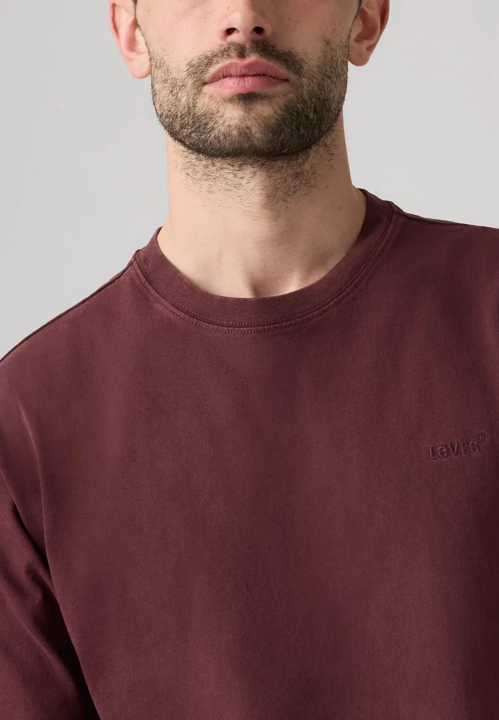 Винтажная футболка - базовая футболка Levi'S, Garment Dye Vineyard Wine — фото 4