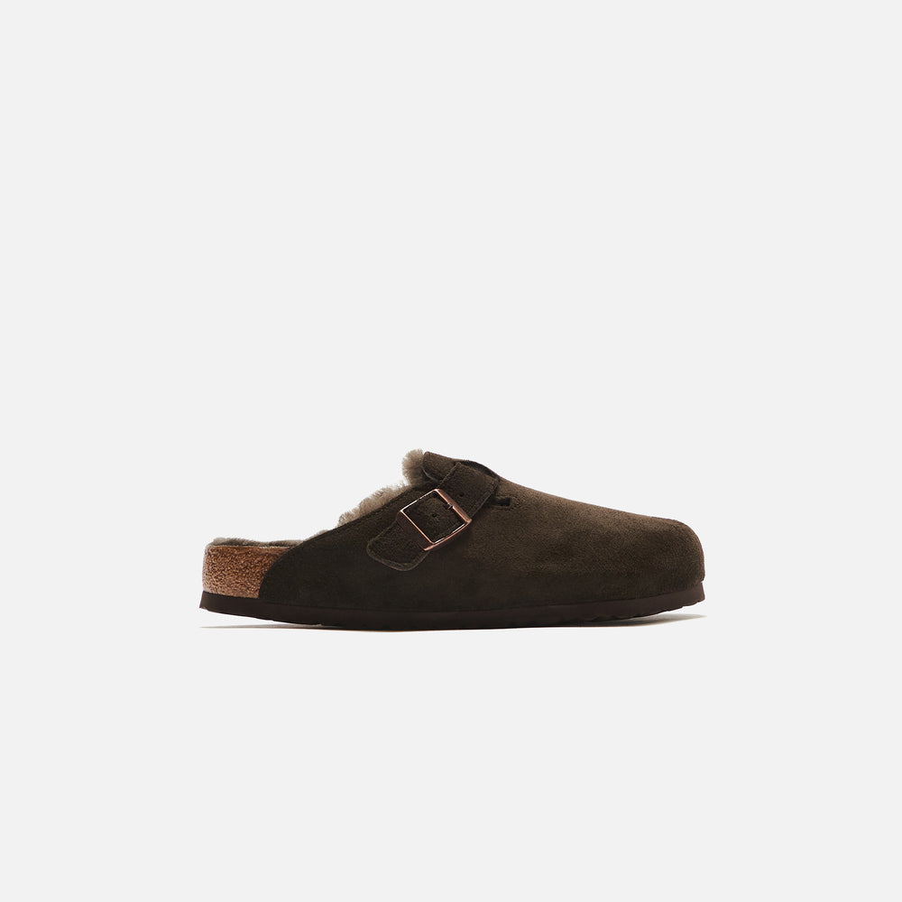 

Сандалии Birkenstock Boston Shearling, цвет Mocha