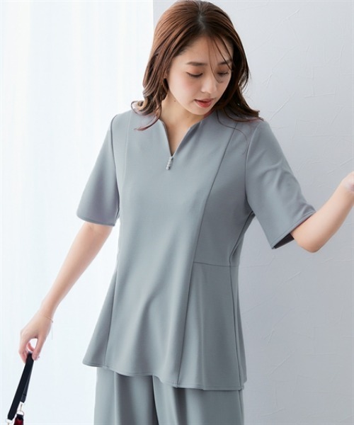 

Футболка с баской и вырезом горловины (эластичная, немнущаяся, с защитой от УФ-излучения) 7days Life Styling, серый