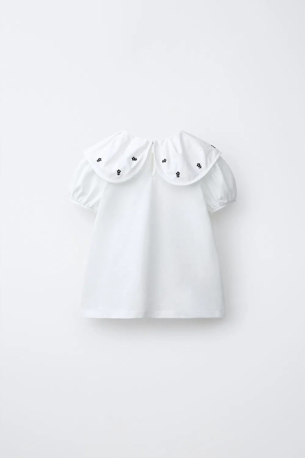 Футболка с вышитым цветочным узором и воротником в стиле Питера Пэна ZARA, Oyster-White — фото 2