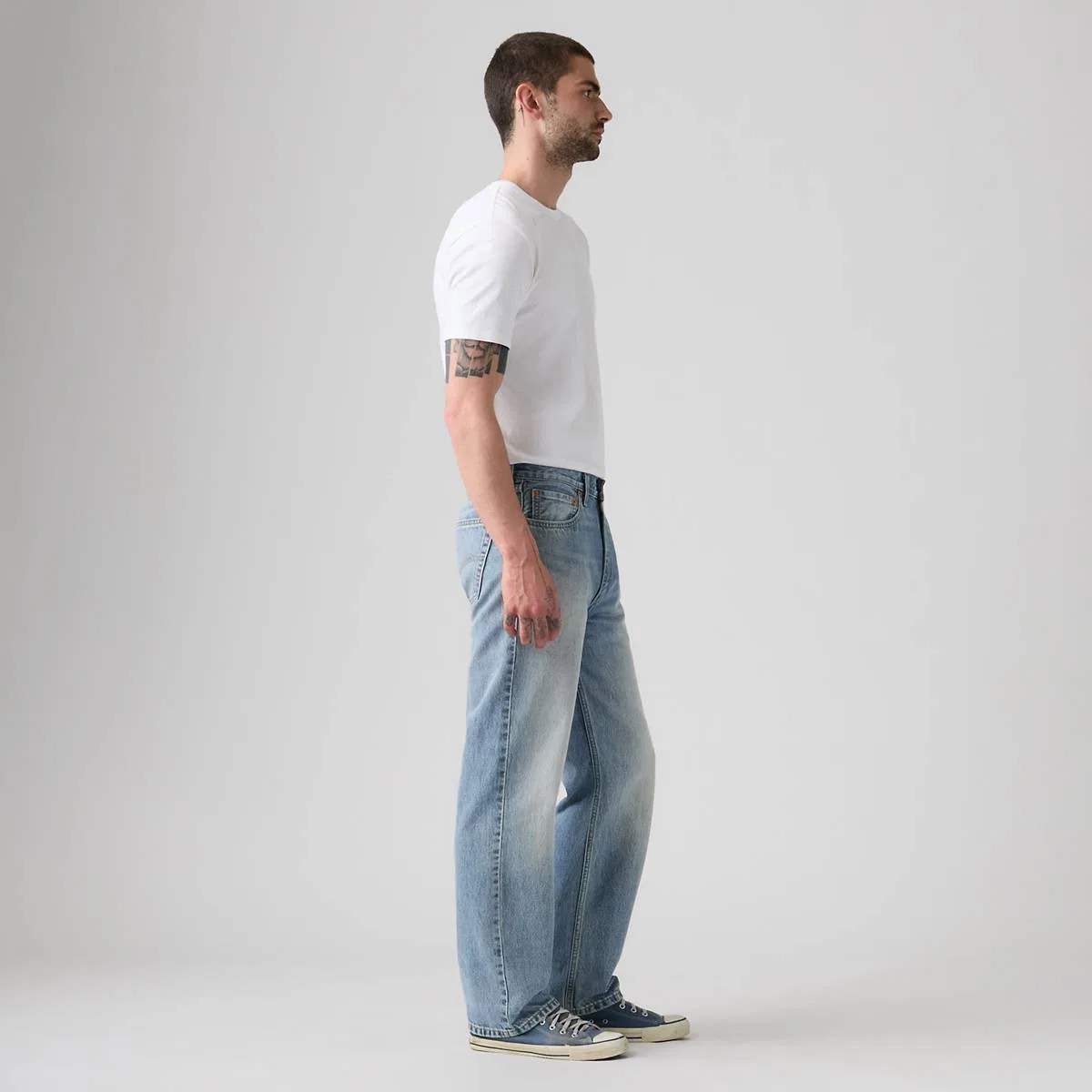 Мужские джинсы 565 Loose Straight Levi's, Back Again - Medium Wash — фото 4