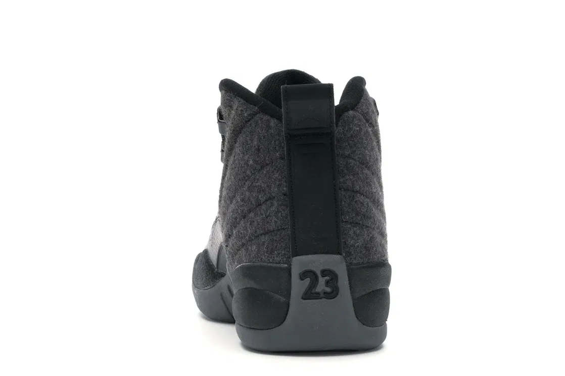 Детские кроссовки Lifestyle Jordan 12 Retro, Dark Grey/Metallic Silver-Black — фото 4