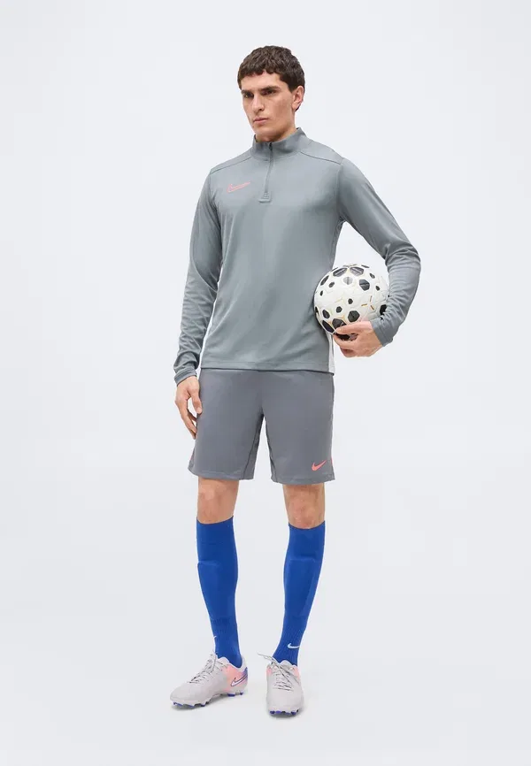 Шорты футбольные Nike Performance, smoke grey/black/hot punch, черный/серый — фото 2