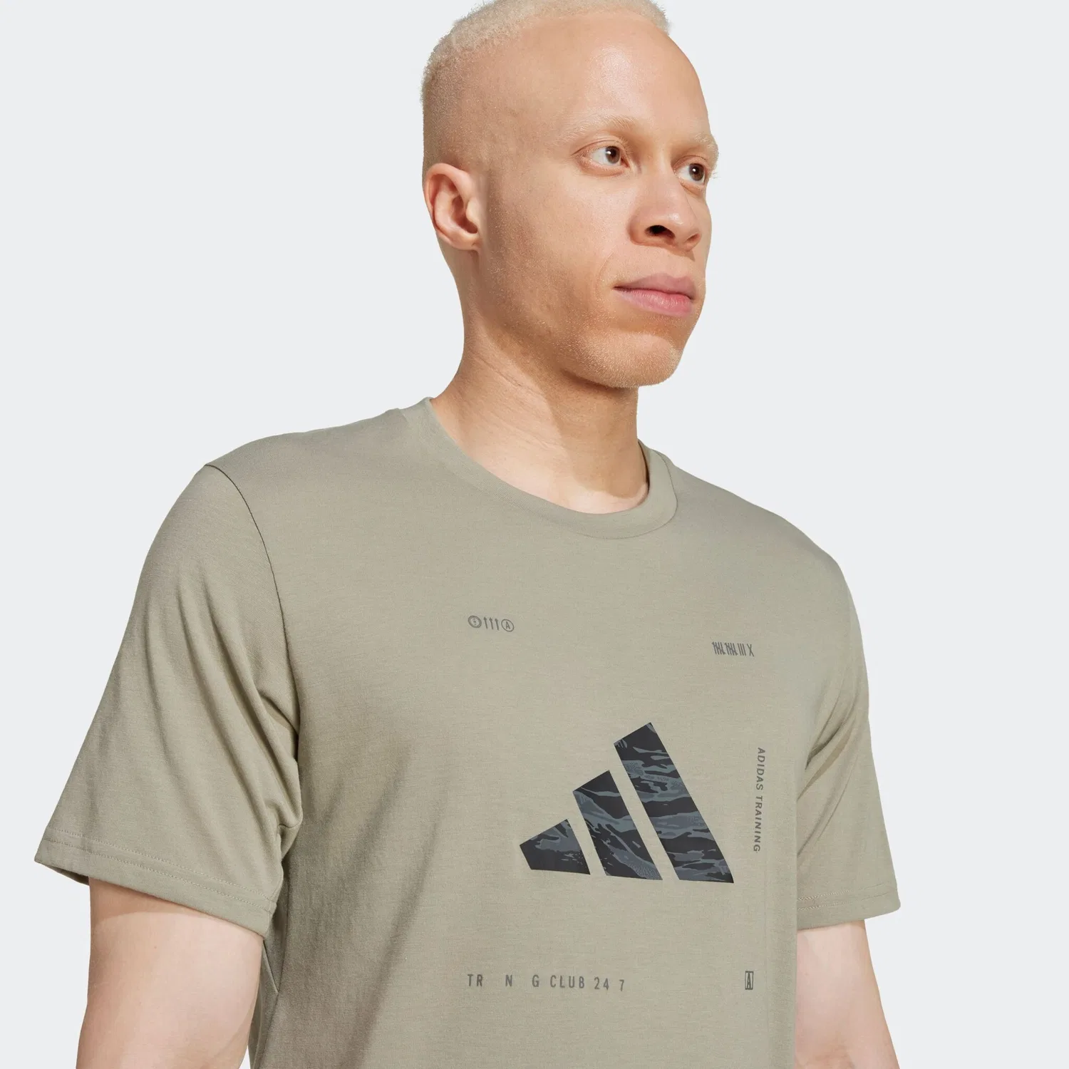 Мужская тренировочная футболка с камуфляжным принтом Adidas Performance, Silver Pebble — фото 3