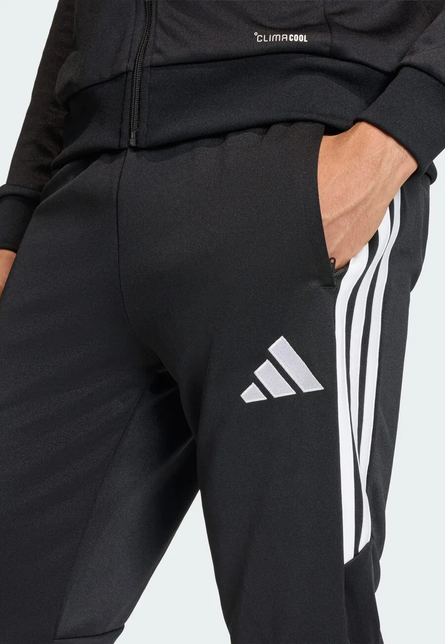 Спортивные шорты ADIDAS PERFORMANCE Slim fit 'Tiro26 League' черного цвета — фото 4