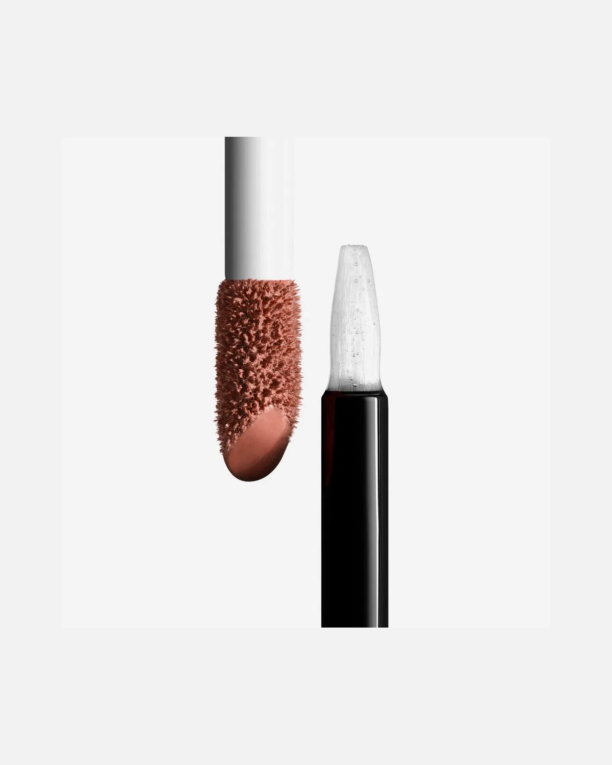 Помада Le Rouge Duo Ultra Tenue Lip Duo с длительной стойкостью Chanel, 188 - Caramel Beige — фото 2