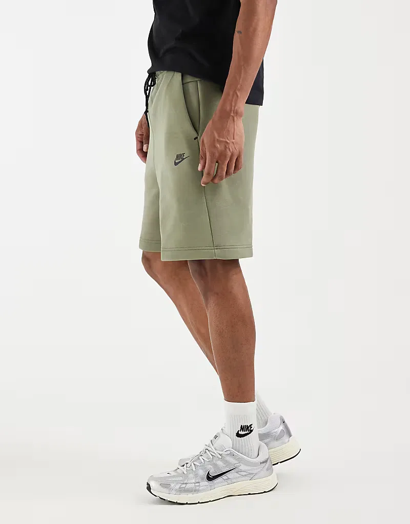Вязаные шорты Nike Tech Fleece хаки — фото 4