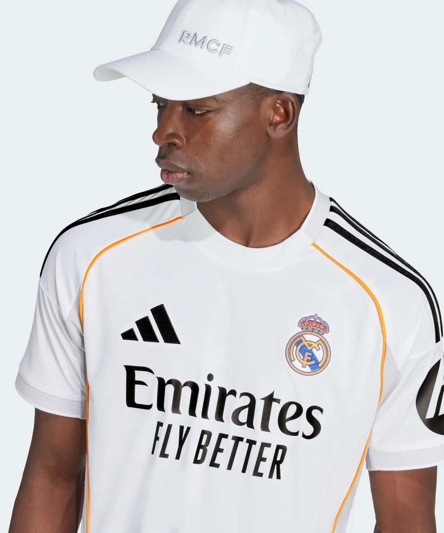 Мужская футболка Adidas Реал Мадрид 25/26 домашняя — фото 3