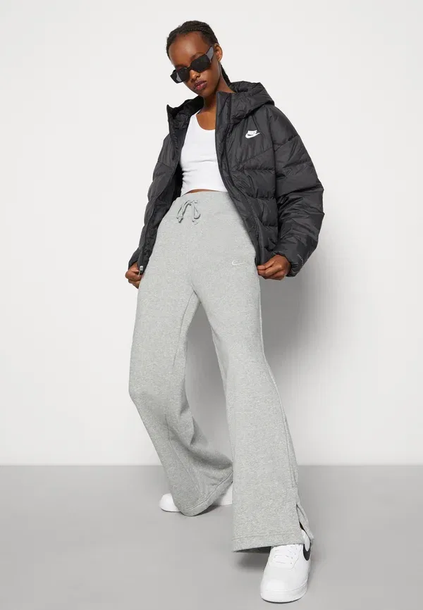 Спортивные штаны Nike Sportswear phoenix fleece tracksuit bottoms, серый/парусный — фото 4