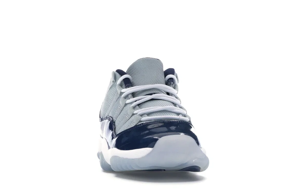 Детские кроссовки Lifestyle с низким верхом Jordan 11 Retro Low Georgetown, Grey Mist/White-Midnight Navy — фото 2