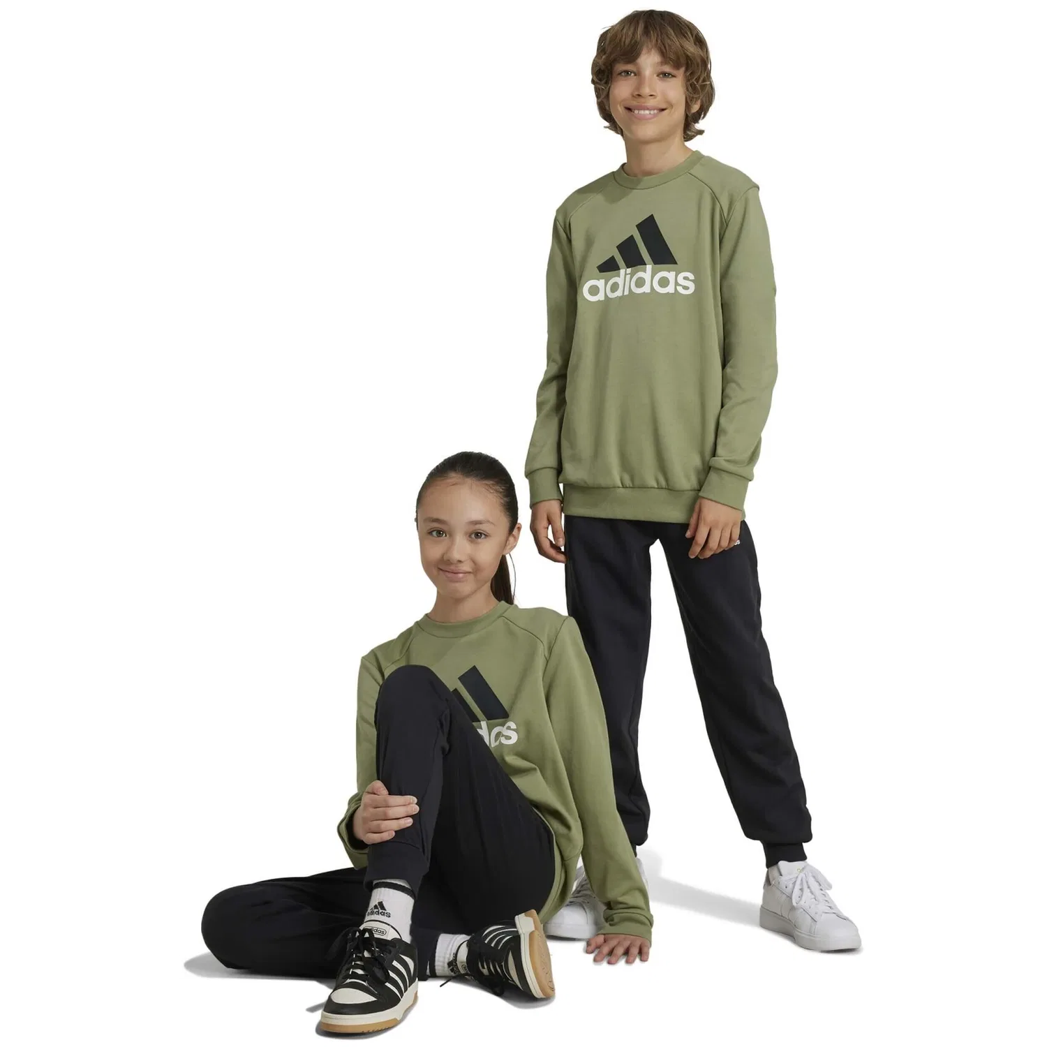 Детский спортивный костюм с логотипом Essentials Big Logo FT Jogger Adidas, Цвет Grun — фото 2